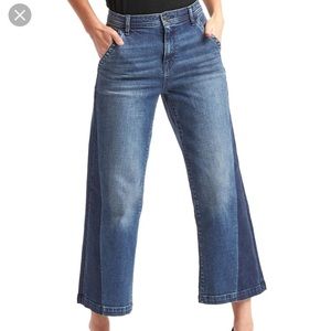 Gap high rise, wide leg jeans — NWT